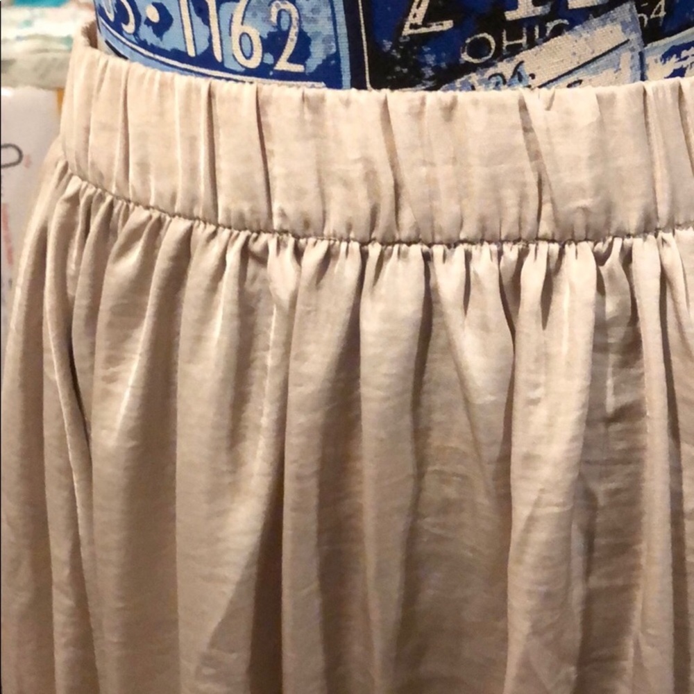 Philosophy Maxi Skirt with Pockets! ❤️ - Picture 2 of 3
